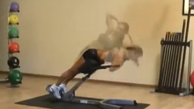 Using the GHYP345 Body-Solid 45° Back Hyperextension смотреть онлайн