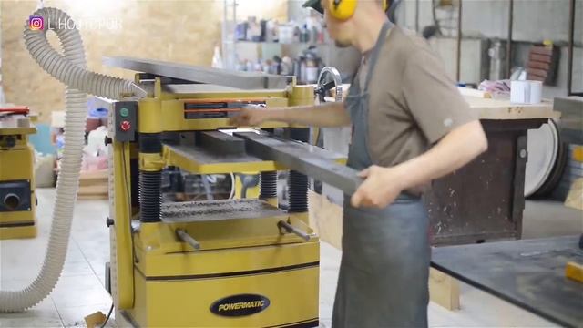 Стол из эпоксидки с приколом, гости больше не придут. смотреть онлайн