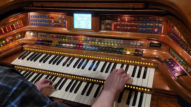 Lowrey Royale Demo смотреть онлайн