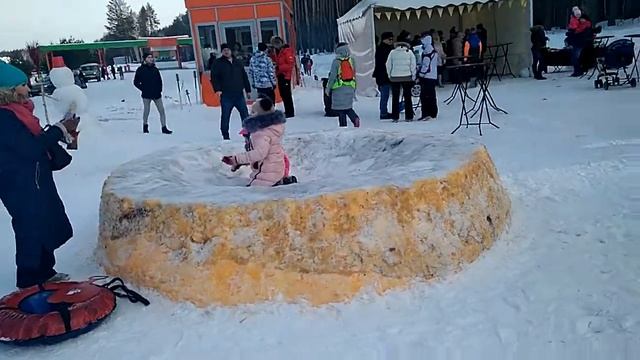 Город Екатеринбург район Кашина посёлок заповедник праздник мира приятно смотреть онлайн