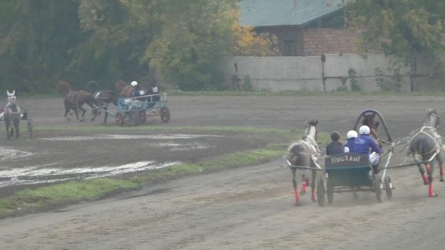 РУССКИЕ ТРОЙКИ (7 заезд) смотреть онлайн