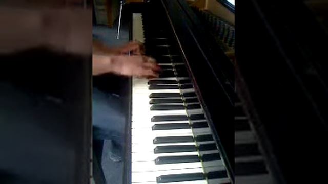 River flows in You / Bellas Lullaby - Piano смотреть онлайн