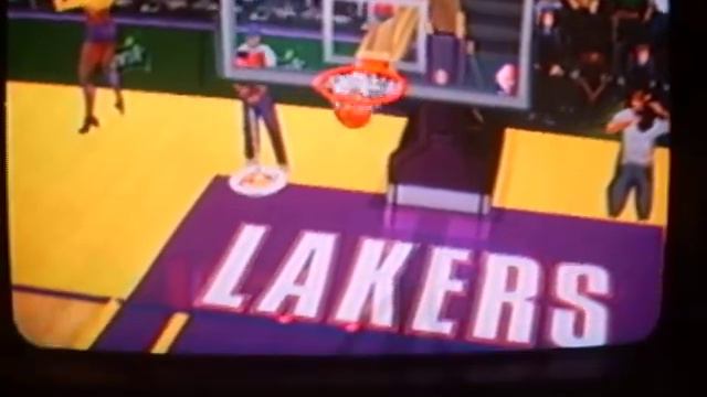 shooting full cort with a basketball смотреть онлайн