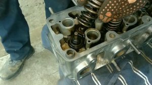 Как рассухарить клапана без спец инструмента. Легкий и быстрый способ. Ланос 1.5