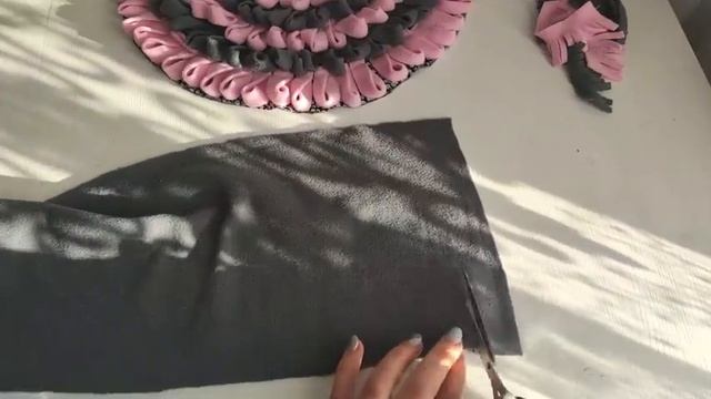 Взяла остатки флиса и сделала настоящую красоту для дома. Покажу, что получилось смотреть онлайн