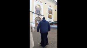 ?Песня «Ангел мой будь со мной ты впереди я за тобой»