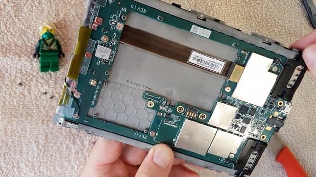 Kindle Touch 2012 button repair / ремонт кнопки включения смотреть онлайн
