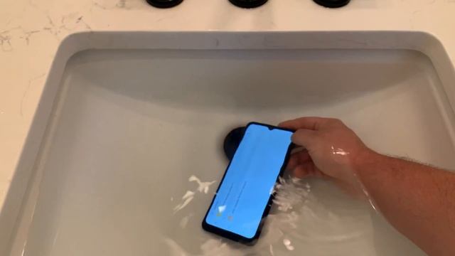 SAMSUNG Galaxy a13 water test? Water damaged ? смотреть онлайн