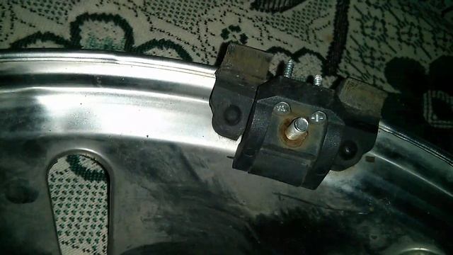 Железный колпак на колесо фуры смотреть онлайн