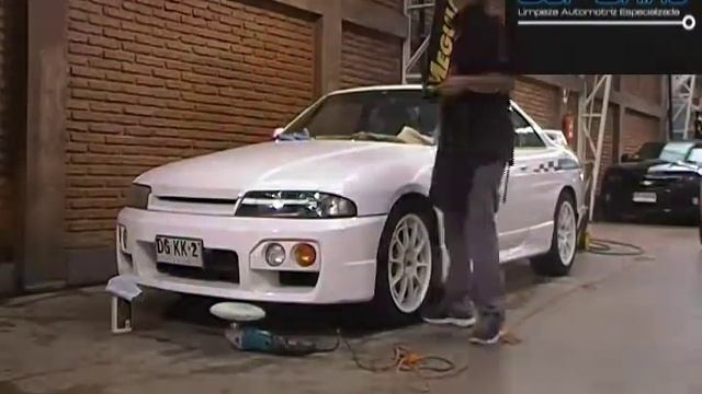 Nissan Skyline R33 GTS, Detailing