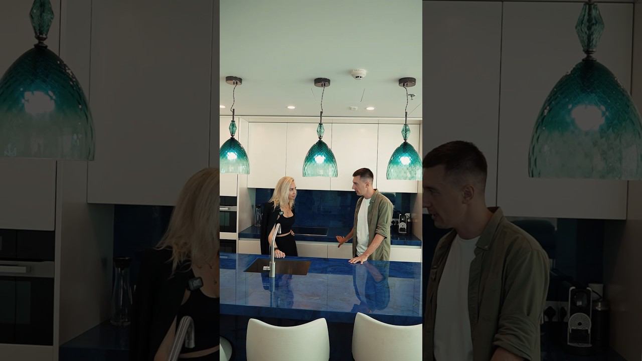 Отличие кухни за 10.000.000 руб. #сергейкодолов #дизайнинтерьера #кодоловгрупп #ремонткухни смотреть онлайн