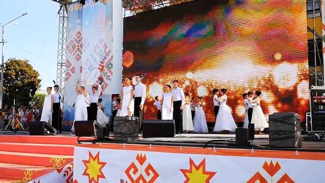 Жить смотреть онлайн