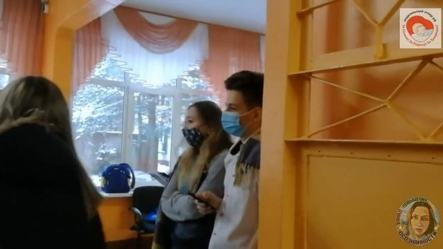 #ЦОС #ДЕТЕЙ НЕ ПУСКАЛИ на занятия с 28.09.2020г. Правовой лицей им Николенко Под дул?м ТЕРМОМЕТРА смотреть онлайн