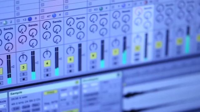 ВСЕ О ТРЕНИНГАХ MINIMAL & MICRO HOUSE с ACUSMOUSE смотреть онлайн