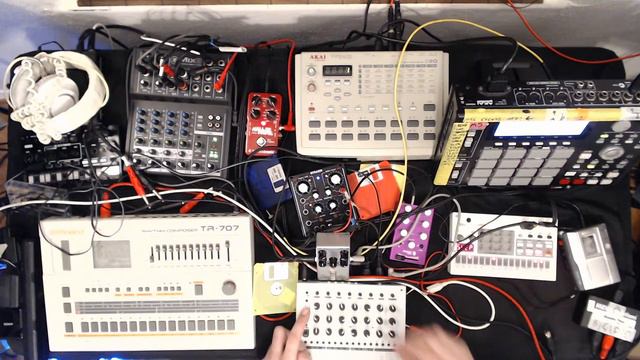 Session 13 (Juke? Footwork?) смотреть онлайн