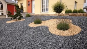 Клумбы из щебня/  flower beds from  rubble