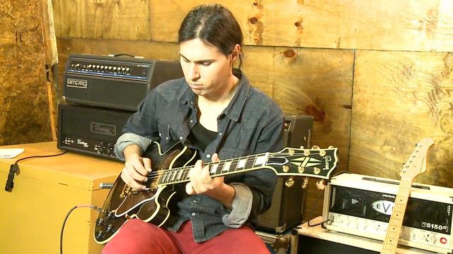 Gibson 355 Guitar Test смотреть онлайн