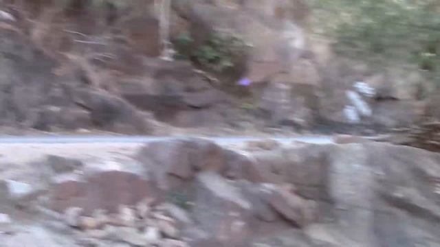 ZAMBIA. РЕКА ЗАМБЕЗИ....ГРАНИЦА НЕСКОЛЬКИХ СТРАН СТРАН. МЕСТНЫЕ ТОРГОВЦЫ. РЫНКИ. смотреть онлайн