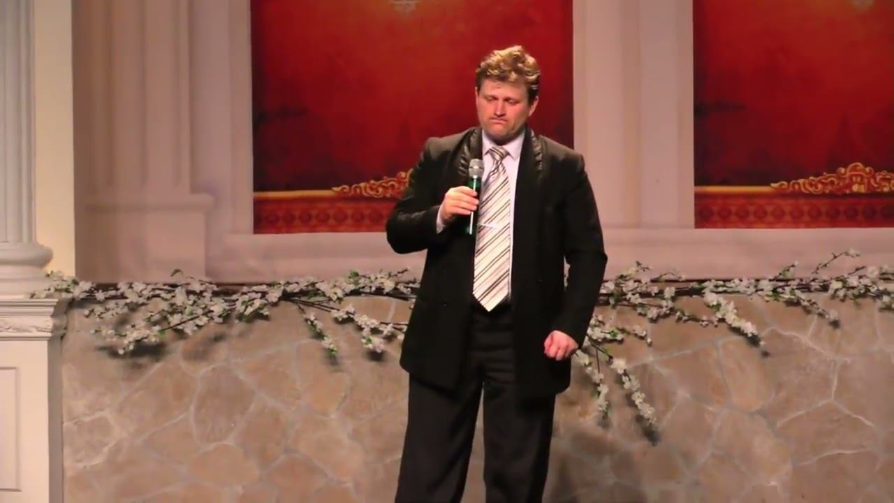 Благодарю Тебя Отец небесный исполняет Владимир Александров смотреть онлайн