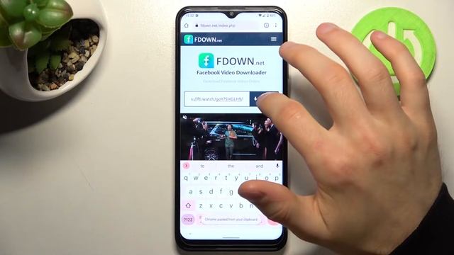 Как скачать видео с Facebook - Как из приложения Facebook сохранить любое видео на телефон смотреть онлайн