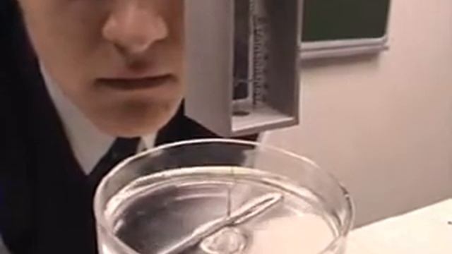 Визначення коефіцієнту поверхневого натягу води методом відриву петлі смотреть онлайн
