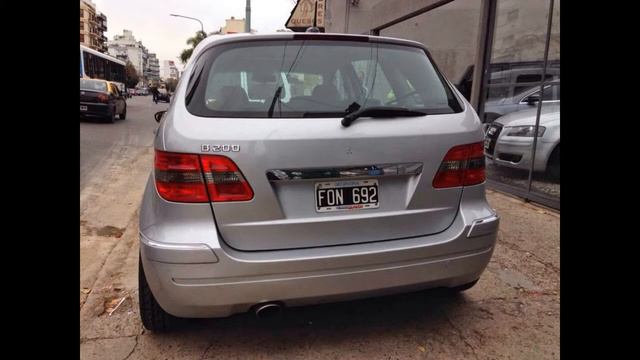 Mercedes Benz B200
