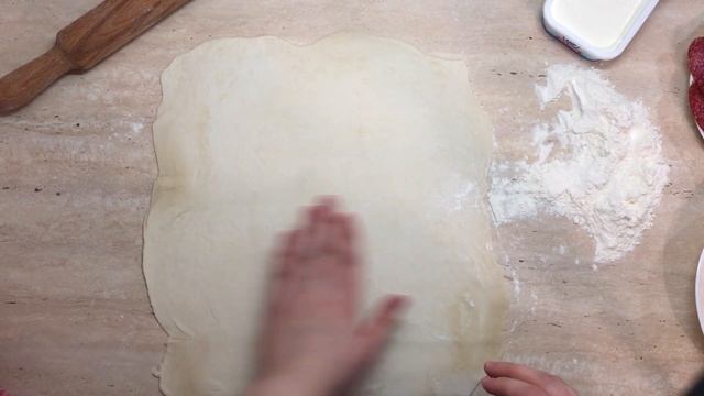 Если пришло много гостей, а дома ничего нет. Беру КОЛБАСУ и готовлю эту ЗАКУСКУ! смотреть онлайн