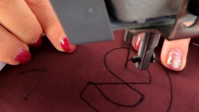 Как выполнить аппликацию на обычной швейной машинке. Готовим аппликацию гепарда для костюма смотреть онлайн