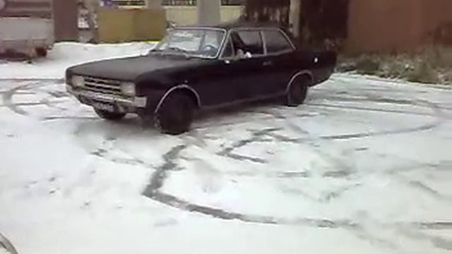 opel rekord c sneeuwfun driften смотреть онлайн