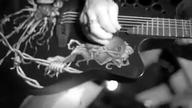 Guns N' Roses DJ Ashba plays Patience on his Ovation Guitar смотреть онлайн