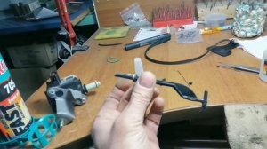 Toyota Avensis. Сломана тяжка язычка люка бензобака. Ремонт пластикового элемента (ЧАСТЬ 2)