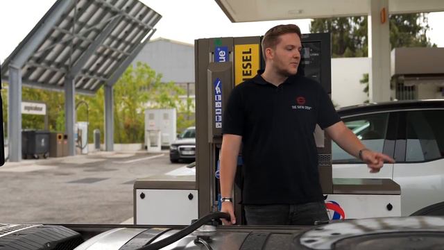 Mercedes-Benz Actros 1851LS! So viel kostet es unseren Truck voll zu tanken!? The Satin Crew! смотреть онлайн