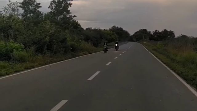 Ява против Урала. Гонки. #jawa #ural смотреть онлайн