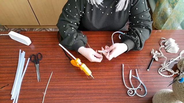 Мастер класс по изготовлению кота из бутылки в технике - джутовое плетение смотреть онлайн