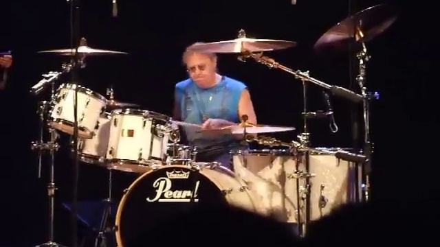 ian paice bagshow2009 3 part 1 par www.forumcafebertrand.forumactif.net смотреть онлайн