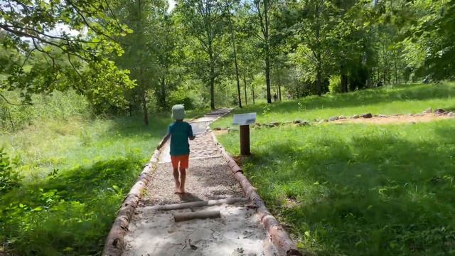 Литва - страна лесов! Босоногая эко тропа. Eco takas Anykščiai. Путешествие по Литве с ребёнком смотреть онлайн