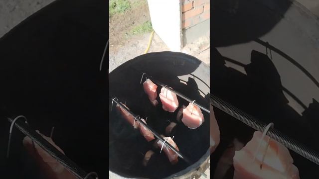 Коптильня холодного копчения из бочки своими руками! Дымогенератор HOBBI SMOKE! смотреть онлайн
