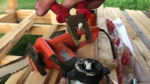 Монтажная пена - как вставить бытовой баллон в пистолет