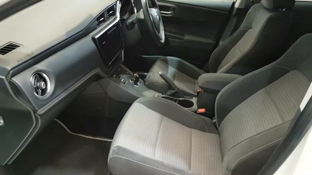 181D40200 - 2018 Toyota Auris Luna Sport 17in Alloys 18,495 смотреть онлайн