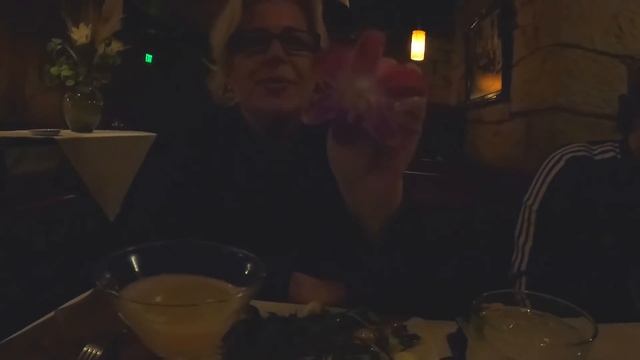 Выгуливаю мужа в кроличьей норе. смотреть онлайн