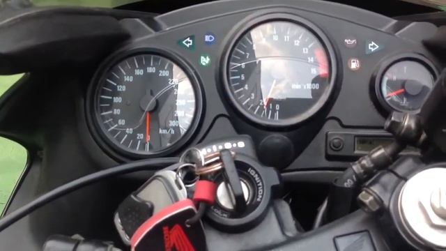 Honda CBR F4 stock смотреть онлайн