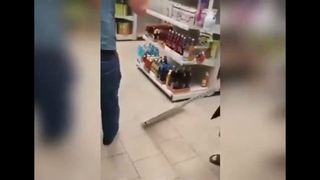 Супергерой Ильшат, приколы, смешные видео Выпуск #9 канал Mudgly TV смотреть онлайн