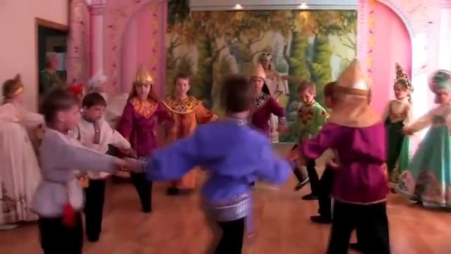 АНО ДОУ Солнышко - Патриотический танец в детском саду смотреть онлайн