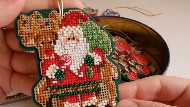10. Вышитые крестом елочные игрушки. смотреть онлайн