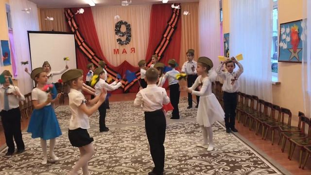Марш День Победы смотреть онлайн