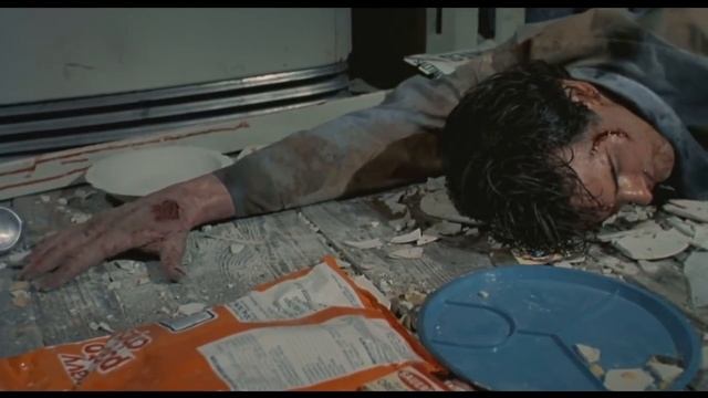 Evil Dead 2: Who's laughing now ? HD. смотреть онлайн