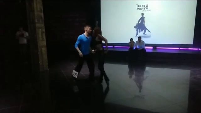 ТОЧЬ-в-ТОЧЬ шоу | 25.11.17 | 2 место Юнников Алексей - Зинченко Елена смотреть онлайн