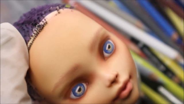 BIG 17'' MONSTER HIGH DOLL REPAINT / How To Customize Barbie Doll / Drawing Realistic Face Tutorial смотреть онлайн