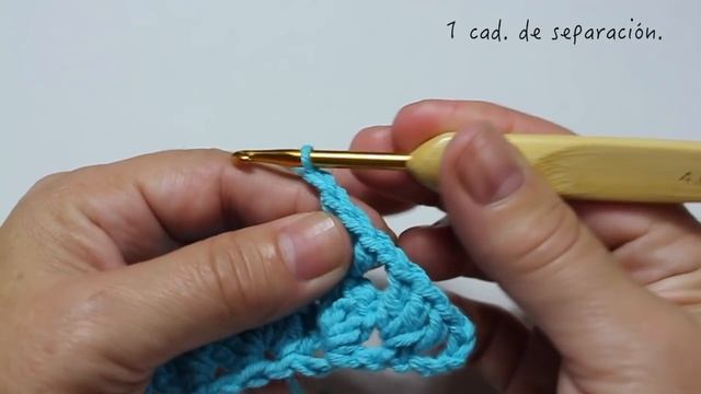COMO TEJER LA MITAD DE UN CUADRADO I Granny Square I Cucaditas de saluta смотреть онлайн