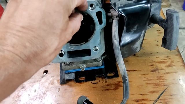 Двигатель Лифан. Как же так, он же новый! Дымит и глохнет. смотреть онлайн